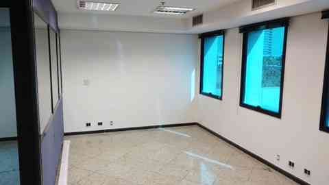SALA NO CENTRO DE ALPHAVILLE!