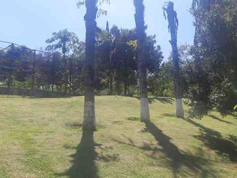 SITIO EM PORTO FELIZ COM LAGO!