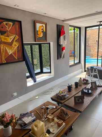 CASA RETROFIT EM ALPHAVILLE!