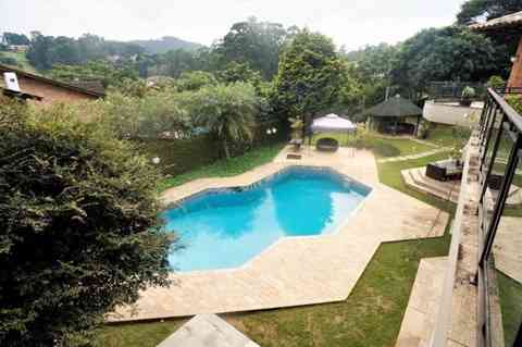 CASA EM CONDOMÍNIO FECHADO!