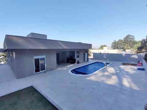 CASA EM CONDOMÍNIO FECHADO!