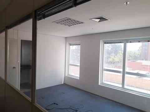 SALA NO CENTRO DE ALPHAVILLE!