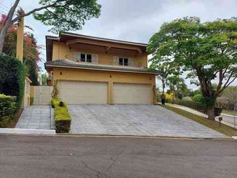 LINDA CASA EM ALPHAVILLE!
