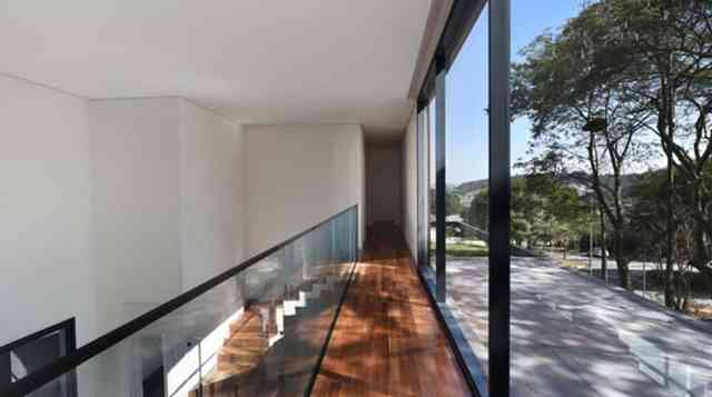 CASA NOVA EM ALPHAVILLE!