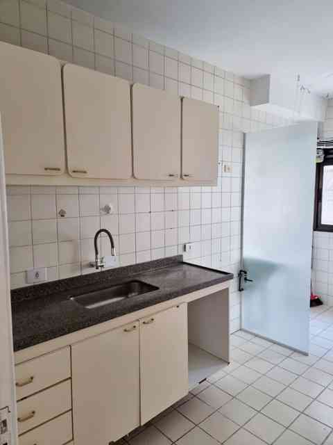APARTAMENTO NO CENTRO DE ALPHAVILLE!