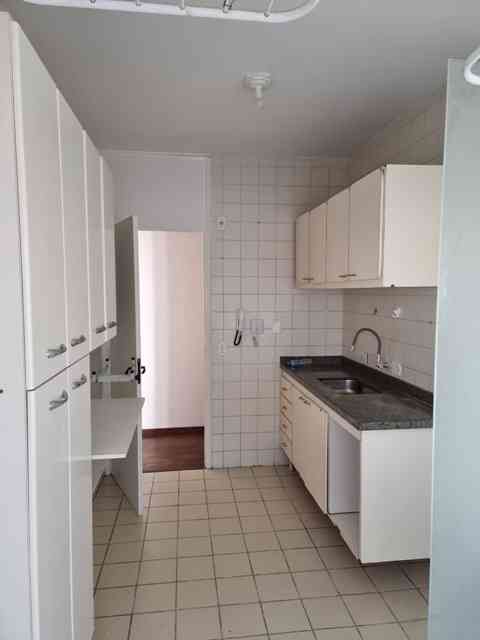 APARTAMENTO NO CENTRO DE ALPHAVILLE!