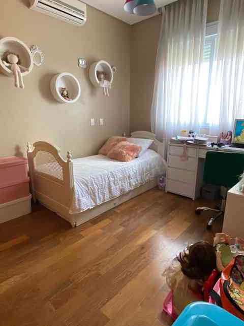 APARTAMENTO COM PISCINA!