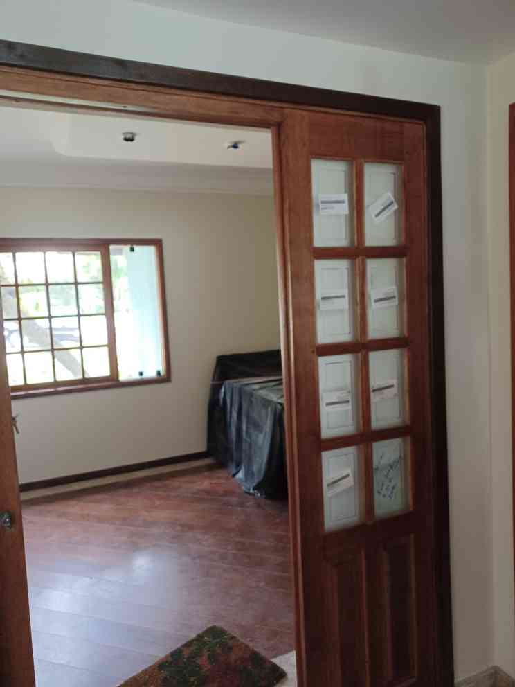 CASA REFORMADA EM ALPHAVILLE!