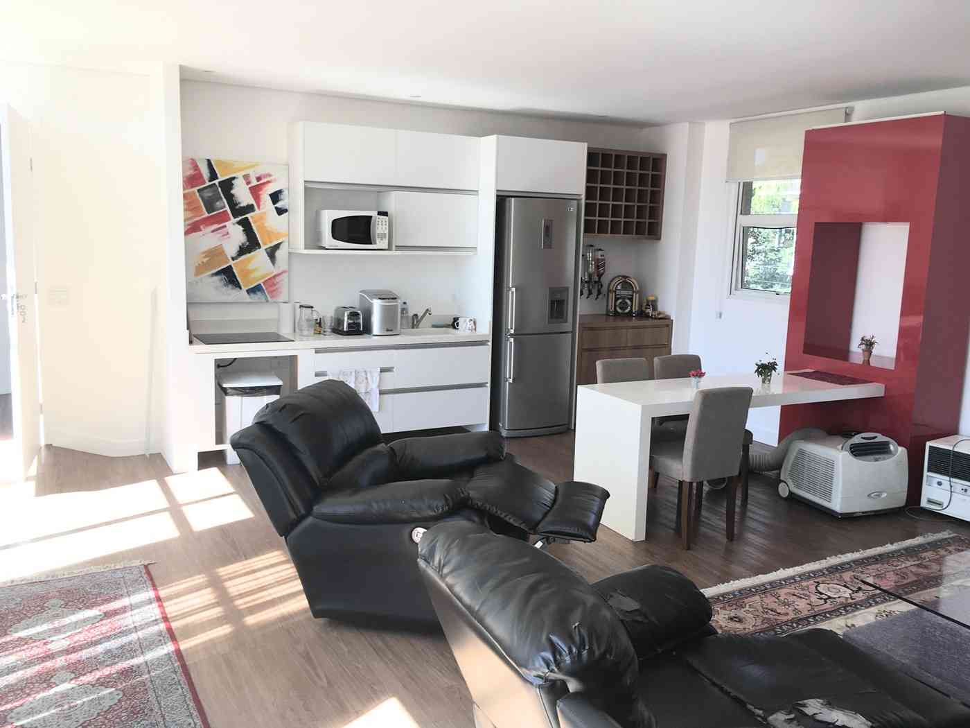 CASA EM ALPHAVILLE!