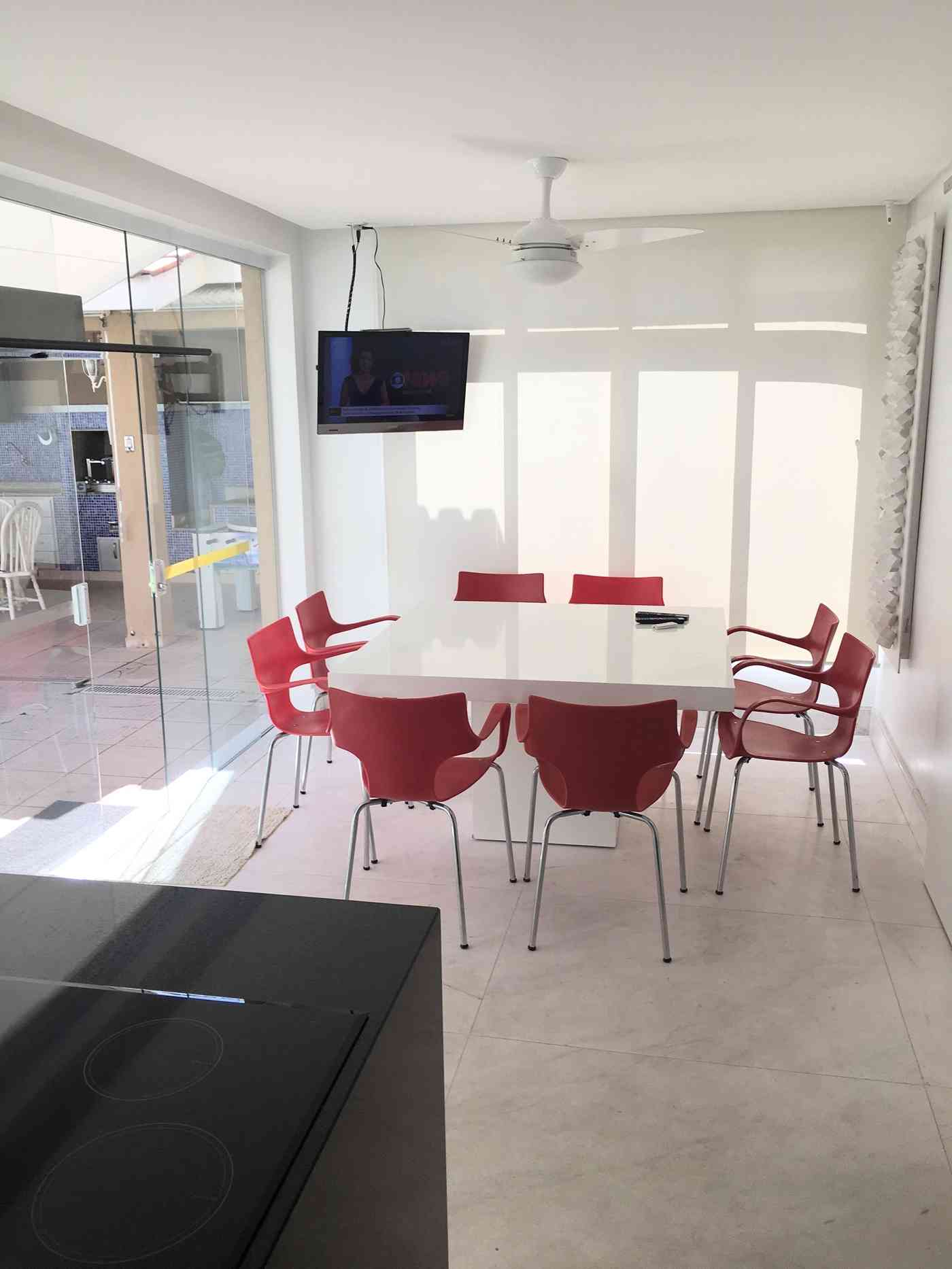 CASA EM ALPHAVILLE!
