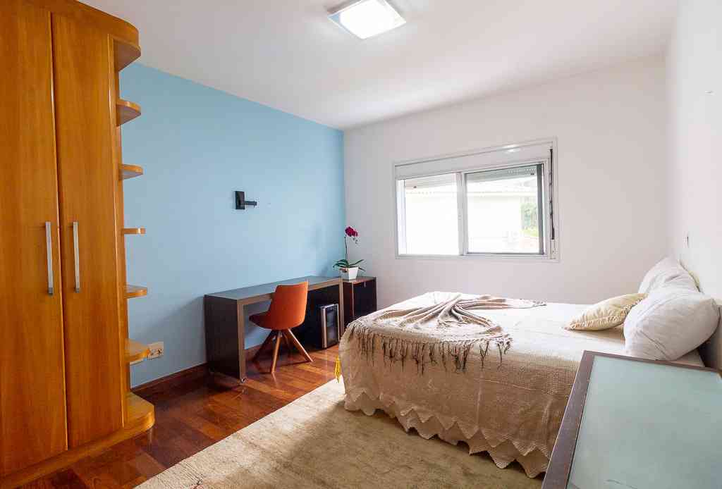 LINDA CASA EM ALPHAVILLE!
