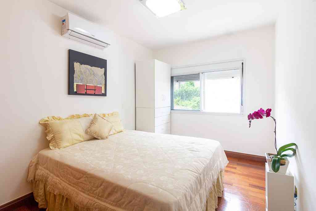 LINDA CASA EM ALPHAVILLE!