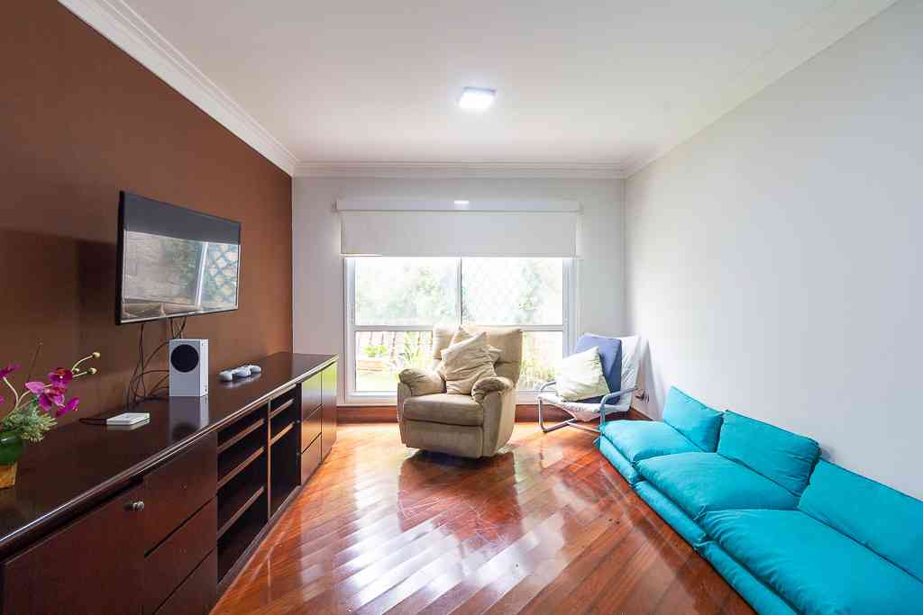 LINDA CASA EM ALPHAVILLE!