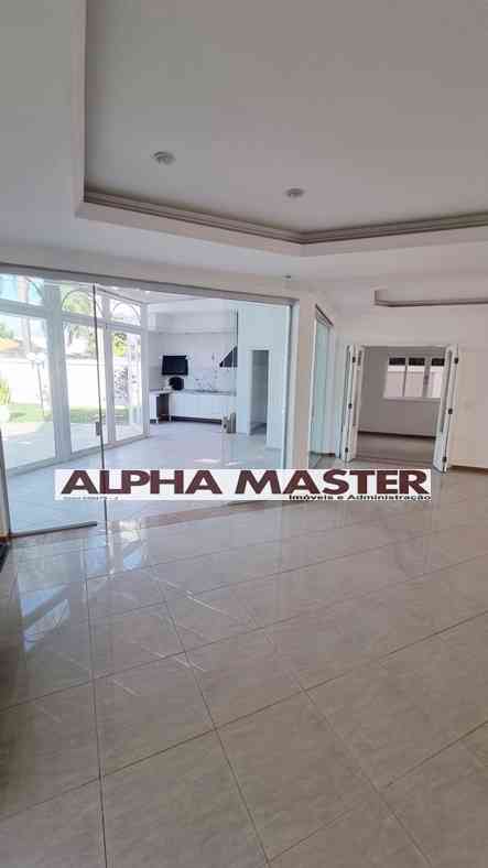 CASA ALTO PADRÃO!