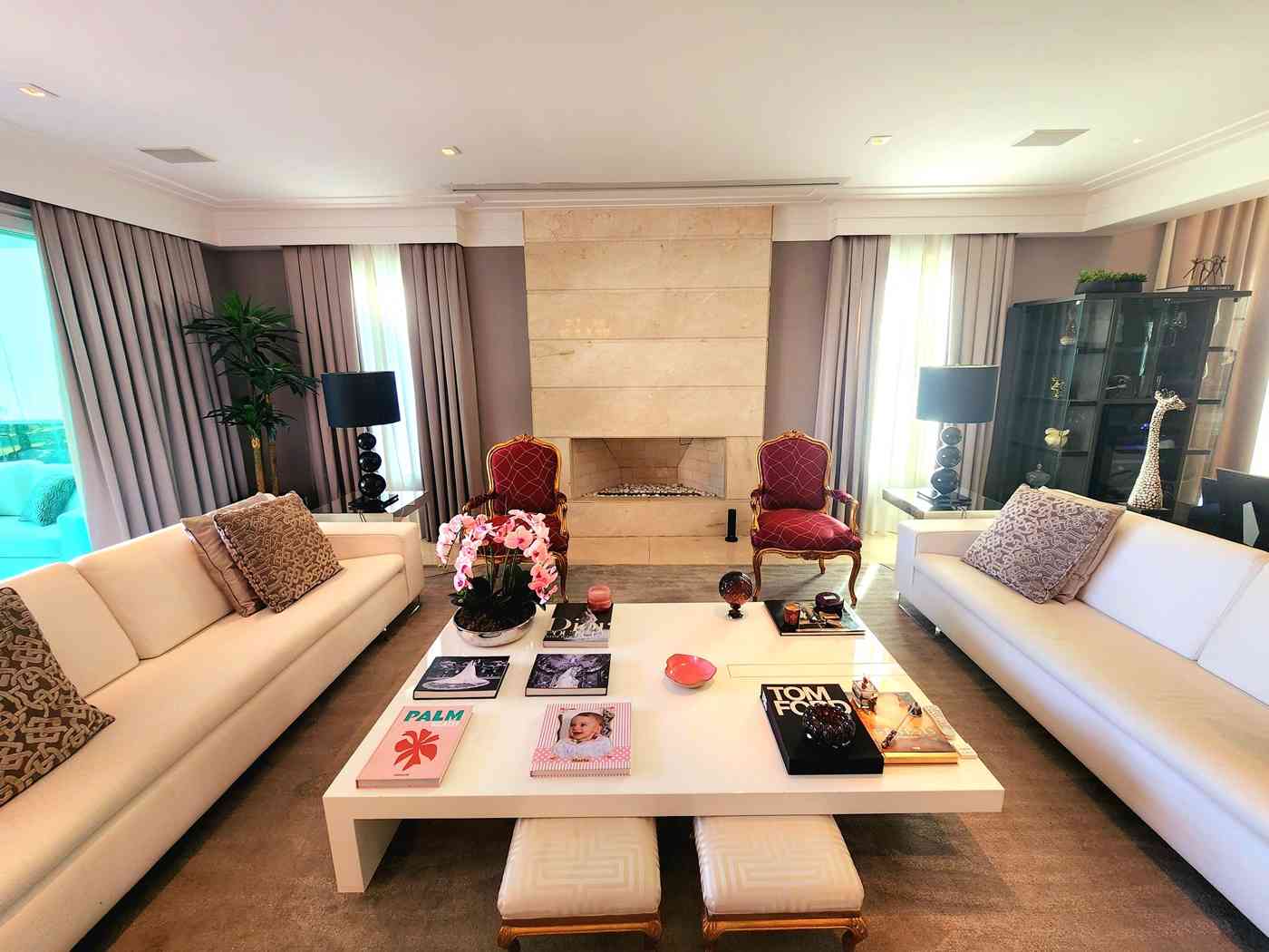 CASA ALTO PADRÃO!
