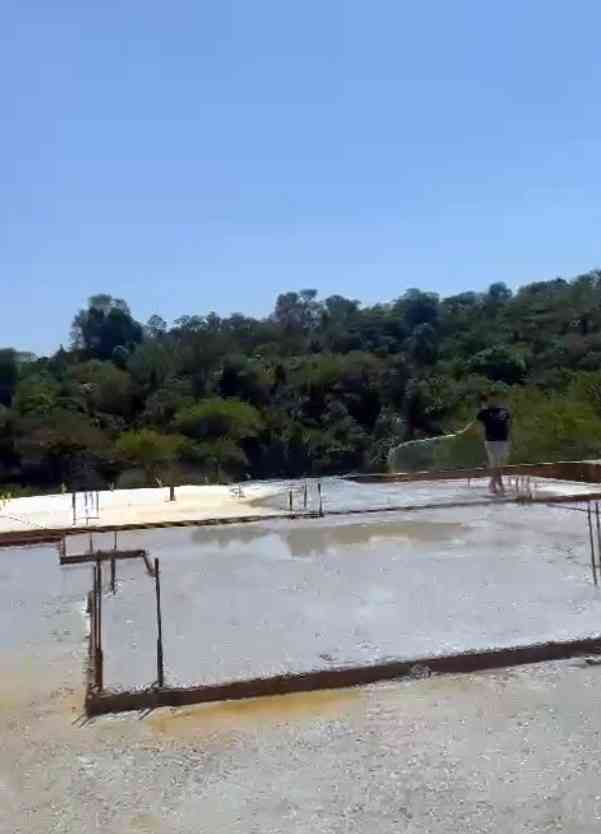 TERRENO COM VISTA PARA A MATA!