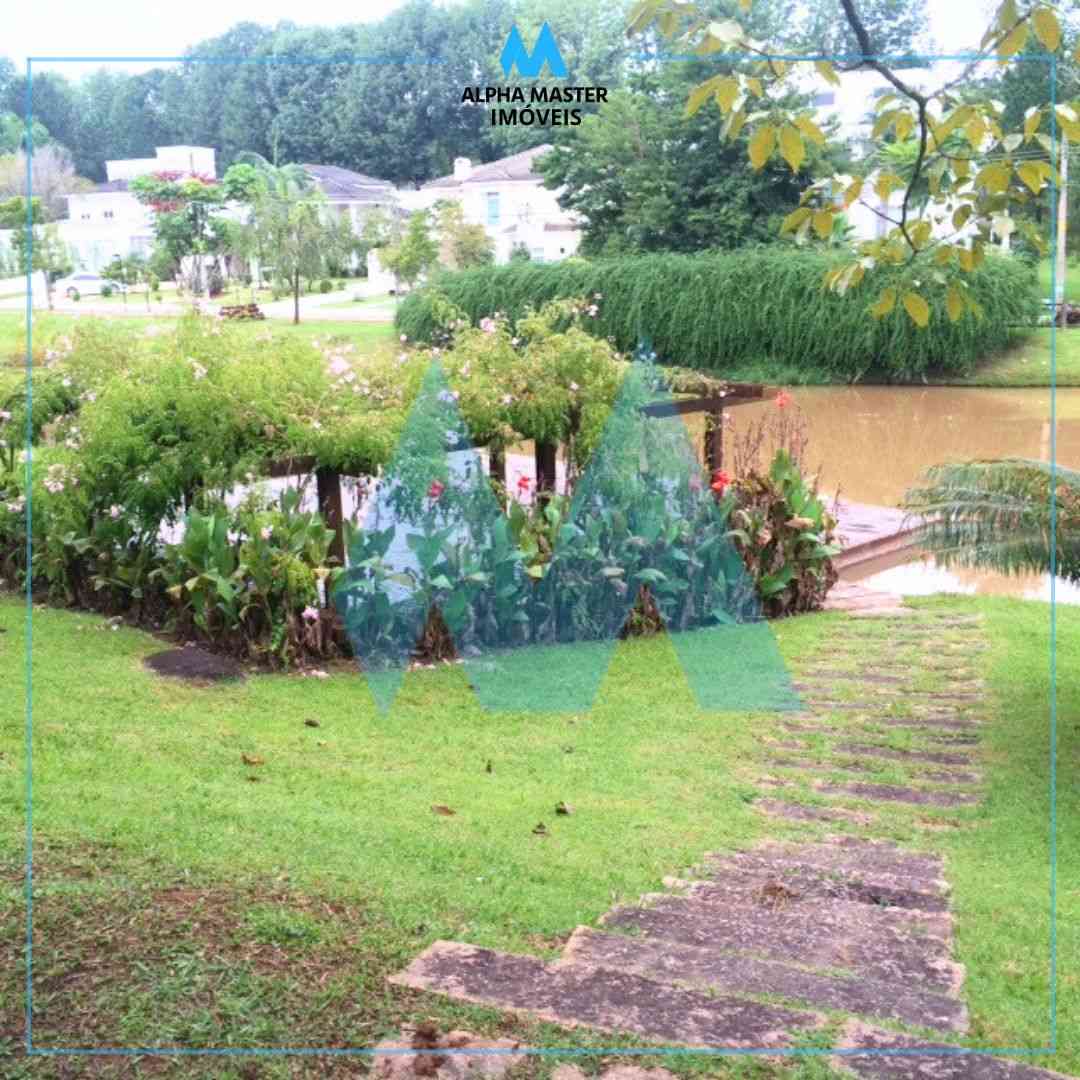 ALTO PADRÃO, FRENTE PARA O LAGO!