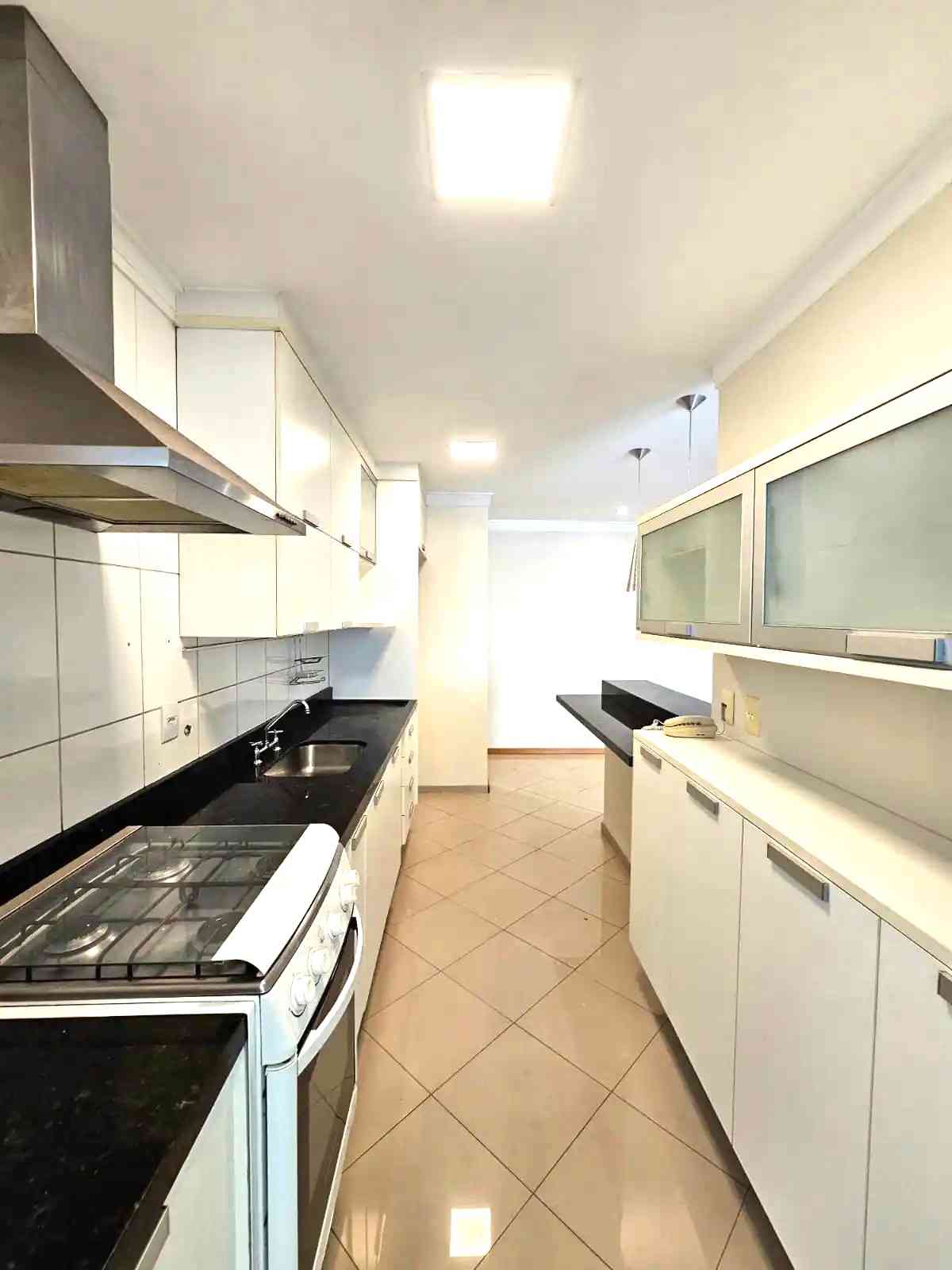 LINDO APARTAMENTO EM ALPHAVILLE!
