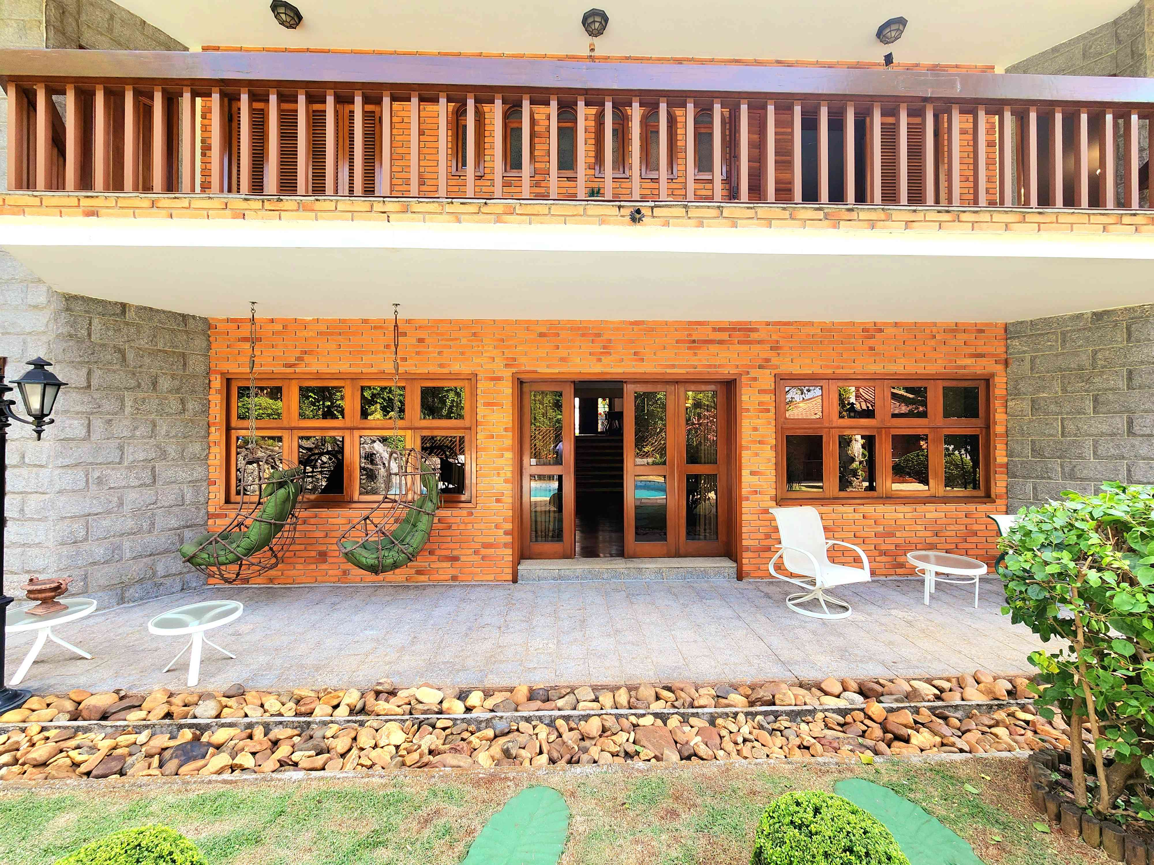 CASA EM ALPHAVILLE!