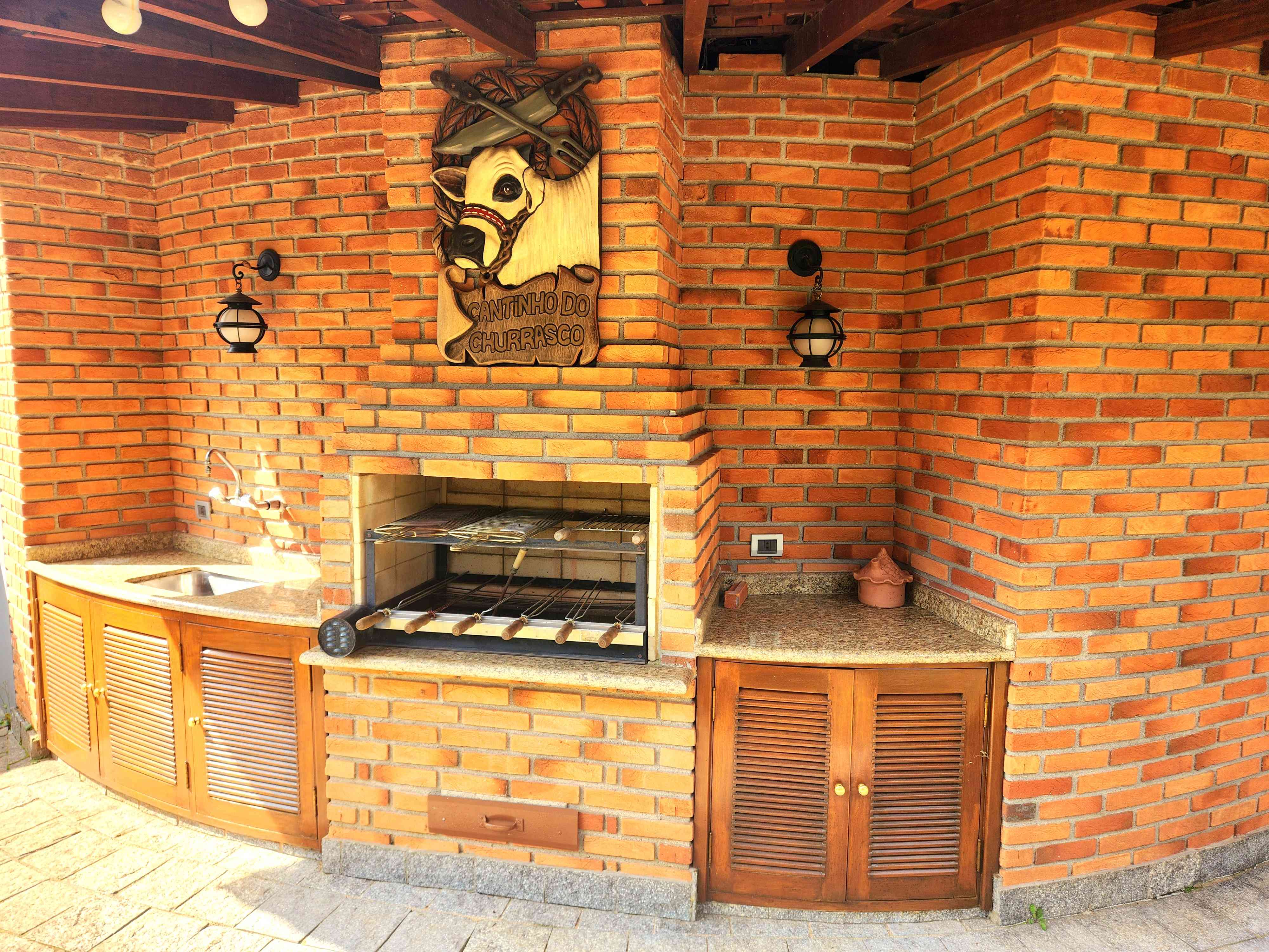CASA EM ALPHAVILLE!
