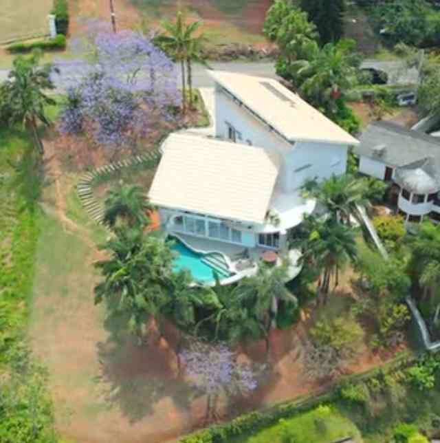 CASA EM CONDOMÍNIO FECHADO!