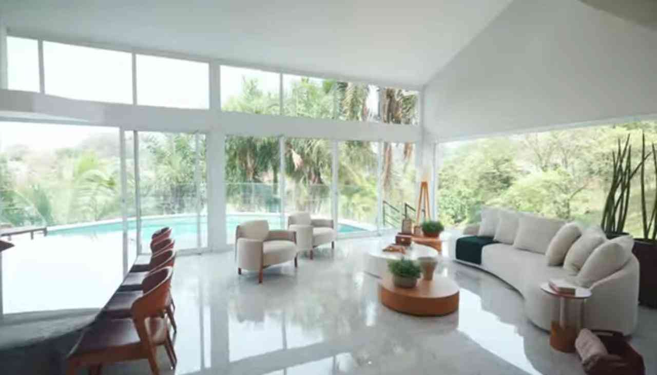 CASA EM CONDOMÍNIO FECHADO!