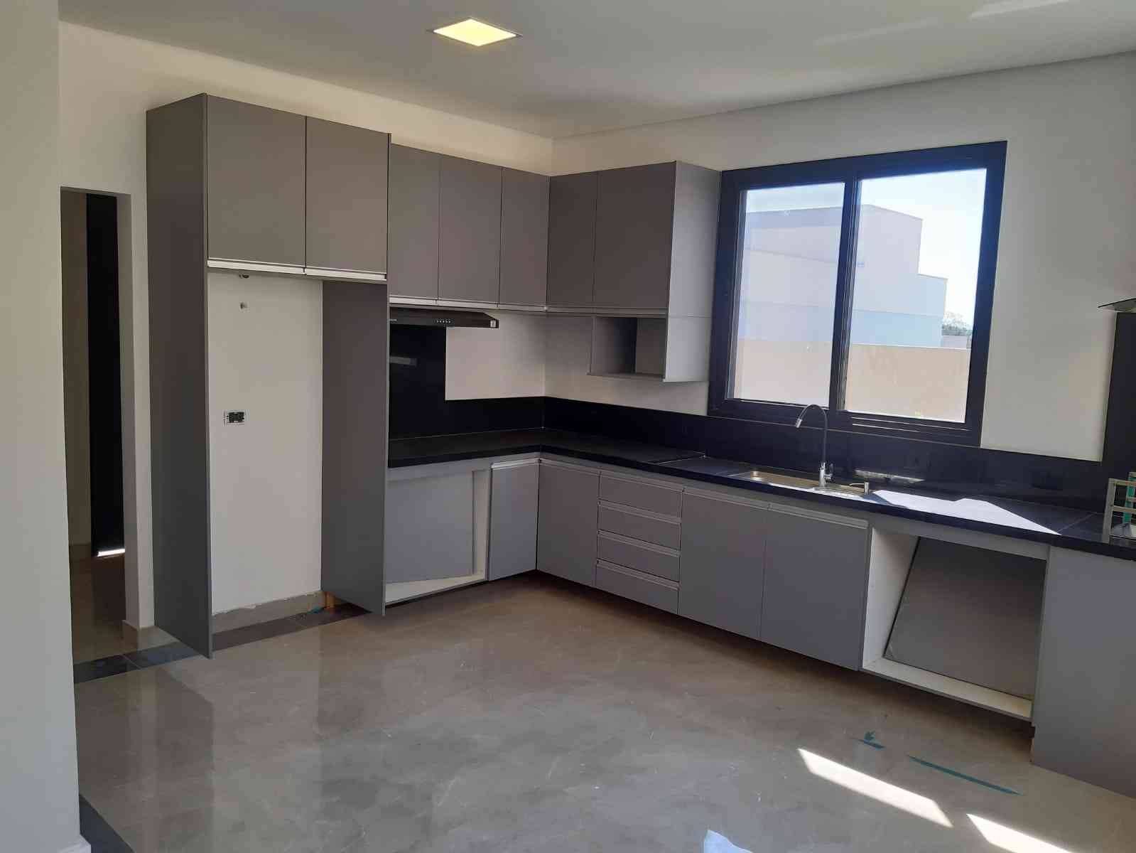 CASA EM ALPHAVILLE!