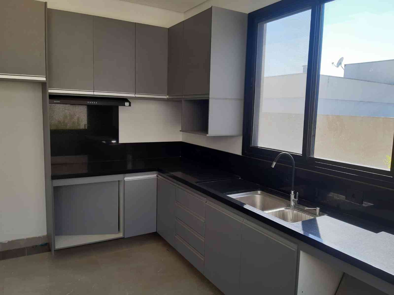 CASA EM ALPHAVILLE!