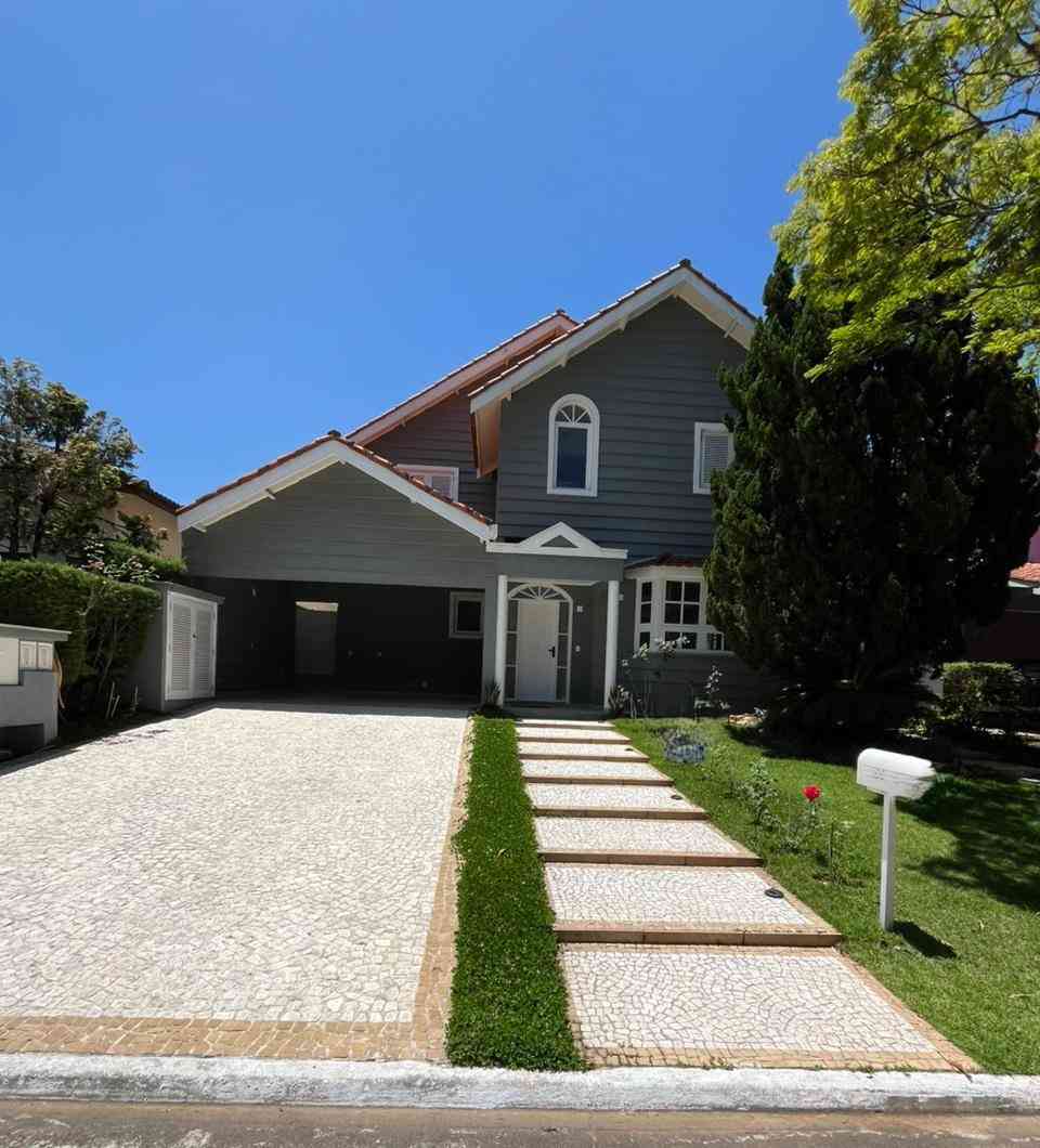 CASA EM ALPHAVILLE!