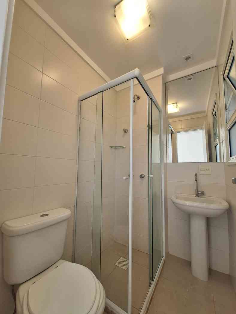 LINDO APARTAMENTO, ANDAR ALTO!