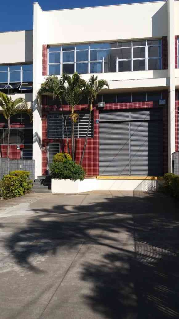 GALPÃO COMERCIAL EM ALPHAVILLE!