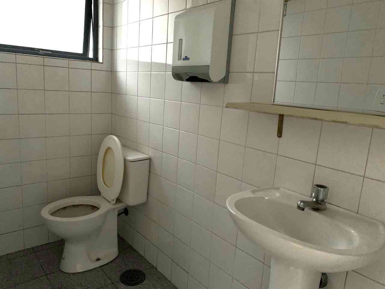 SALA NO CENTRO DE APOIO II