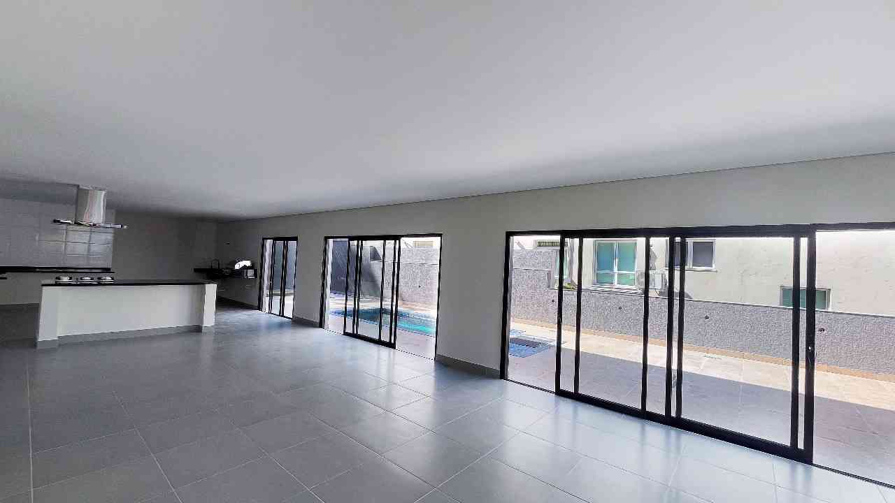 CASA EM ALPHAVILLE!