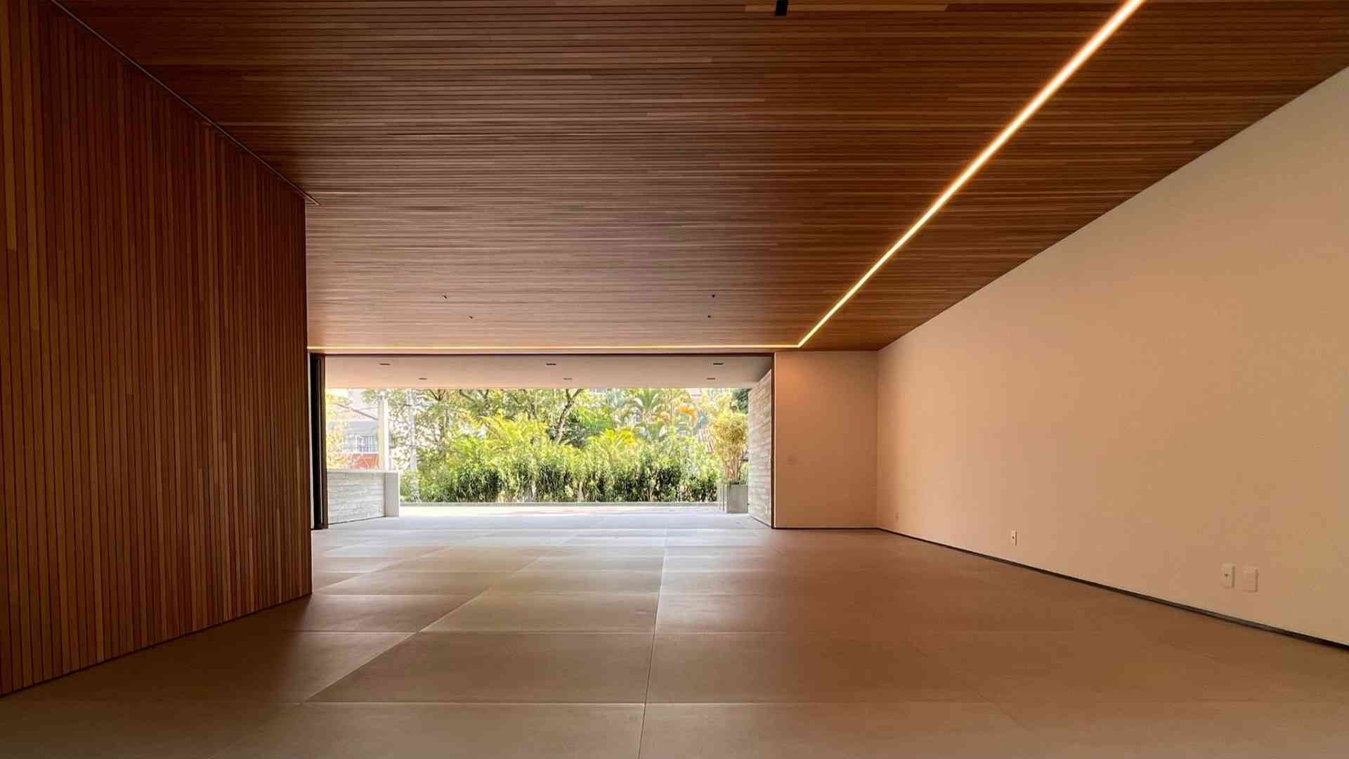 CASA ALTO PADRÃO!