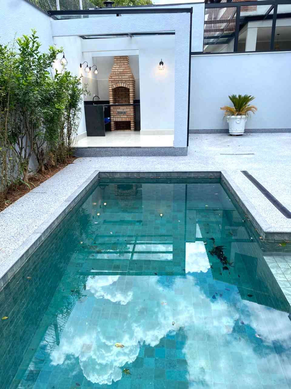 CASA EM ALPHAVILLE!