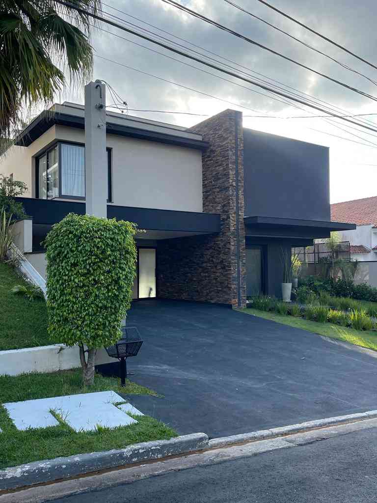 CASA ALTO PADRÃO!