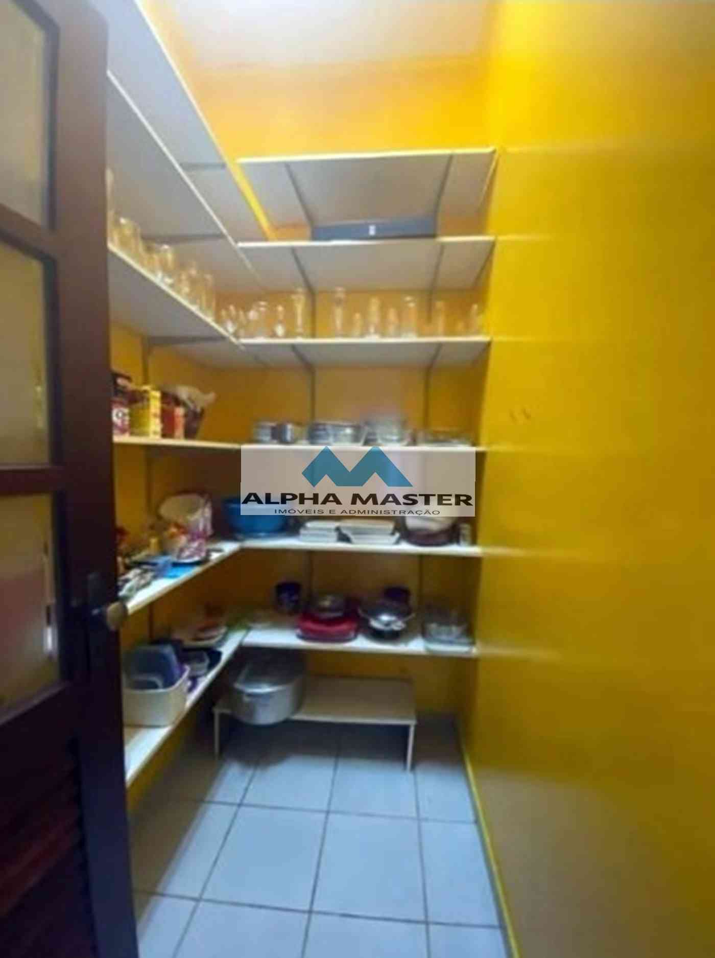 CASA EM ALPHAVILLE!
