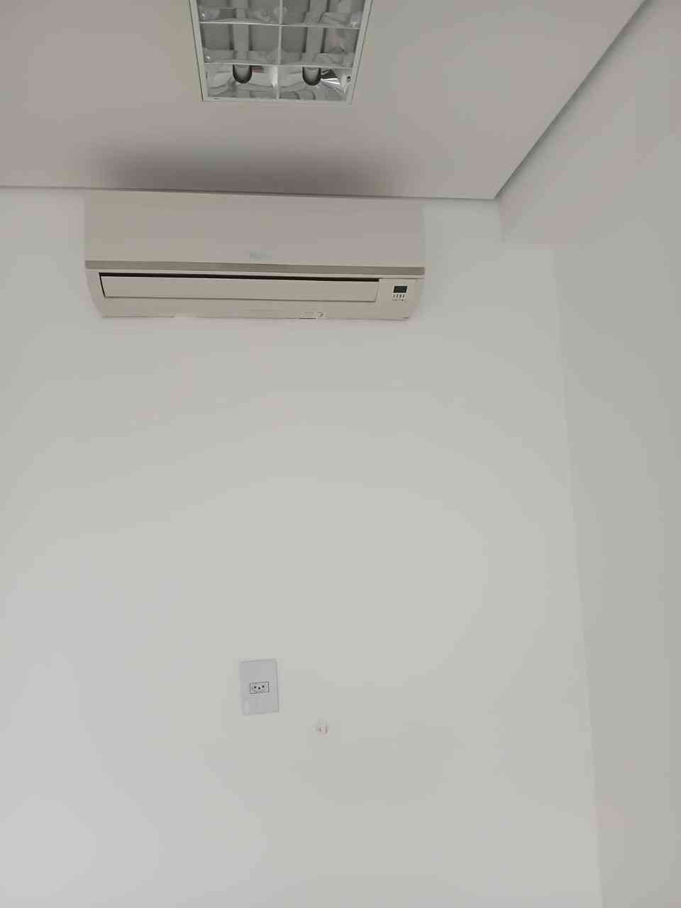 SALA NO CENTRO DE ALPHAVILLE!