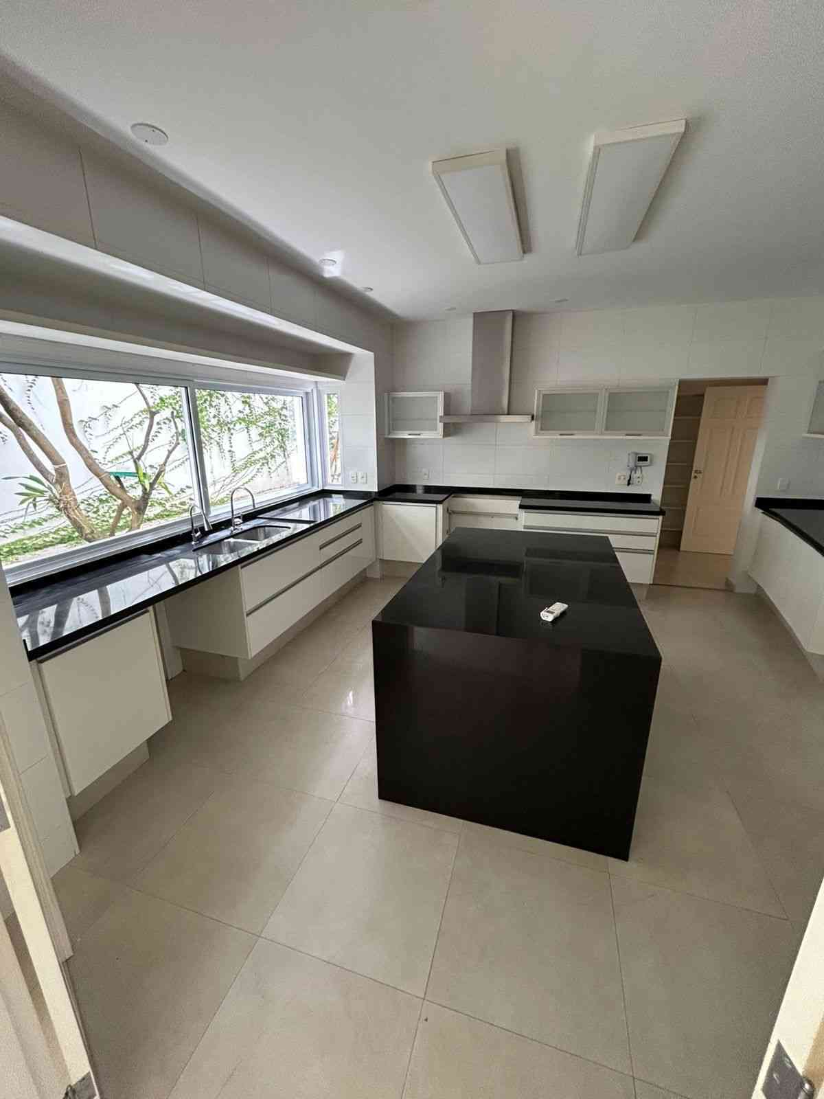 CASA ALTO PADRÃO!