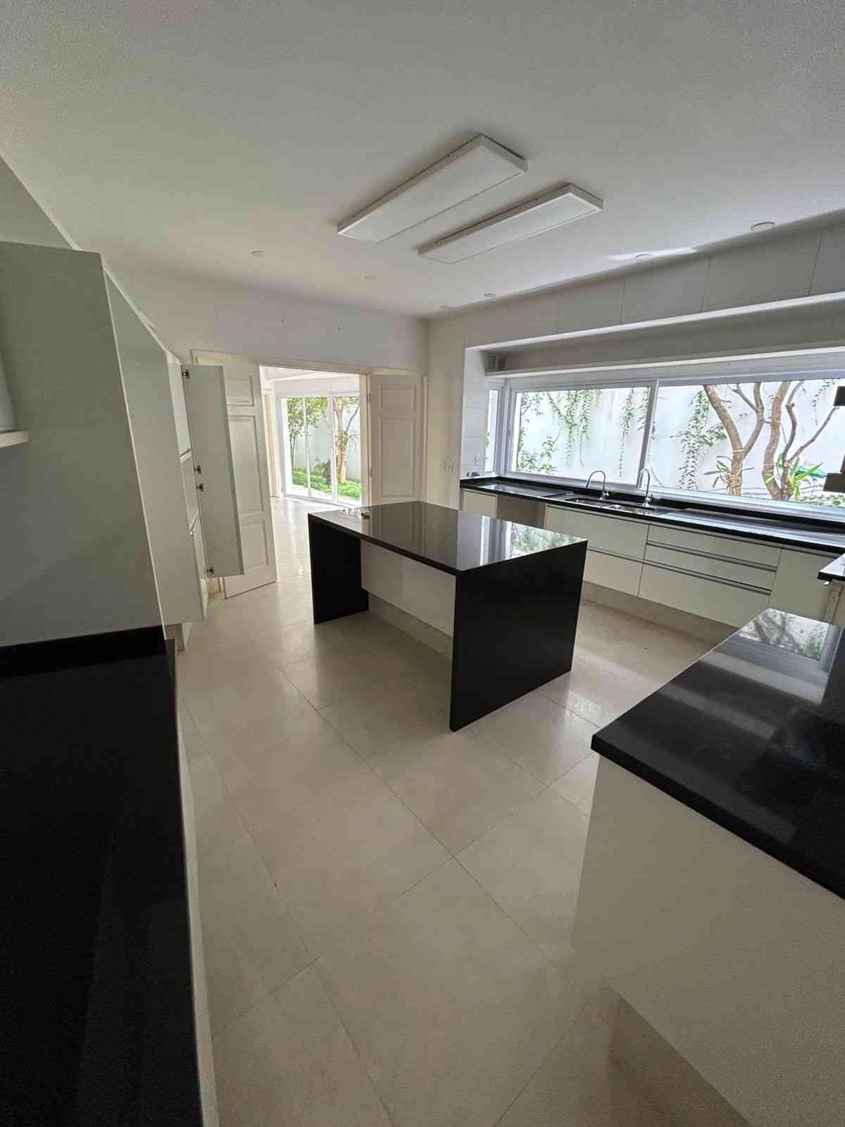 CASA ALTO PADRÃO!