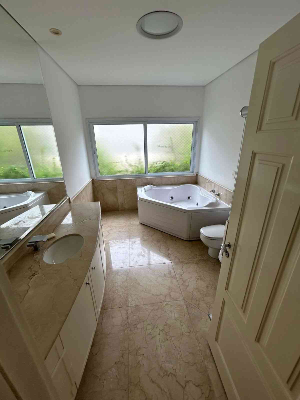 CASA ALTO PADRÃO!