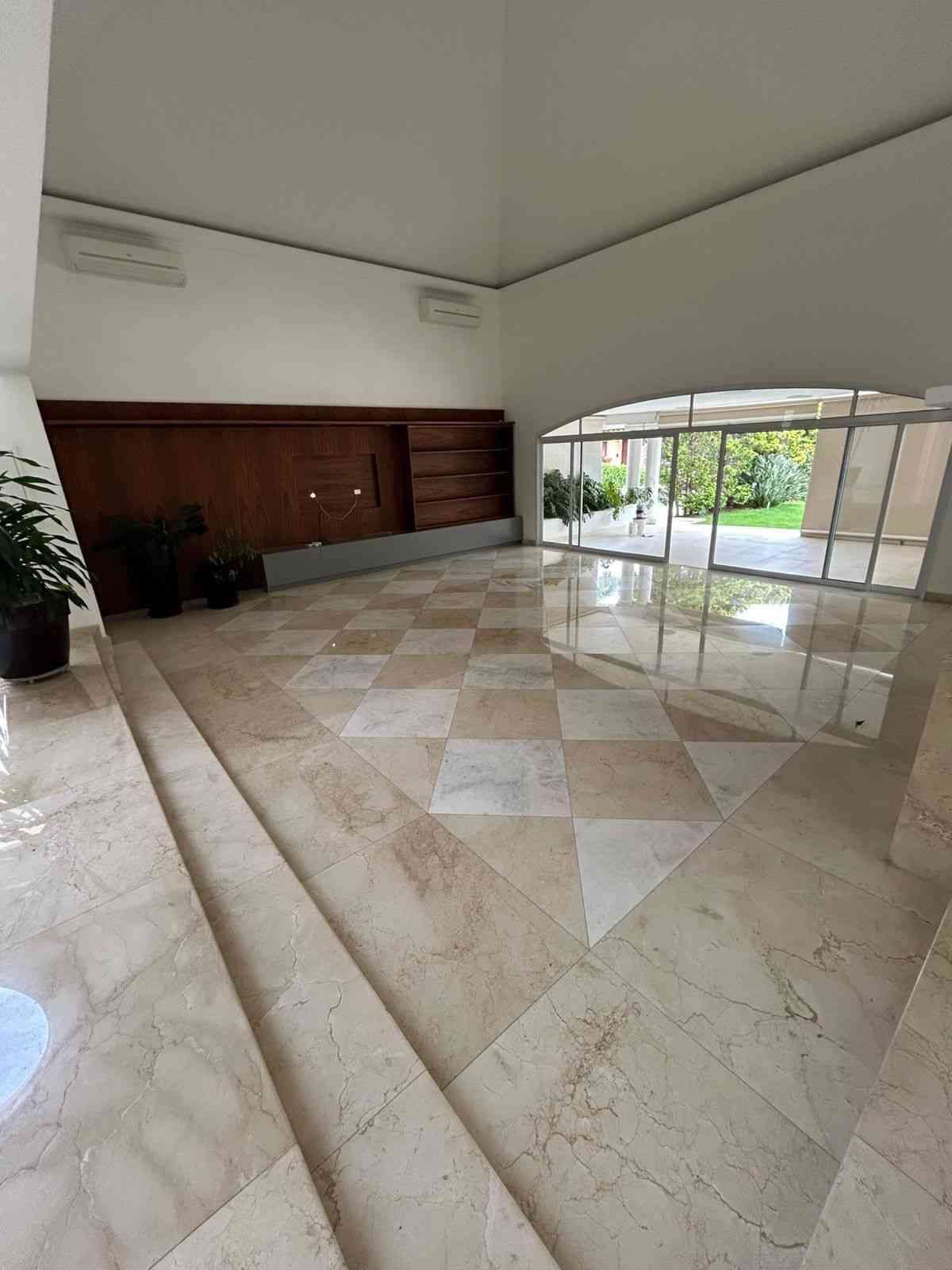 CASA ALTO PADRÃO!
