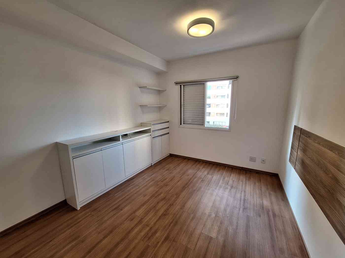 APARTAMENTO COM VARANDA GOURMET!