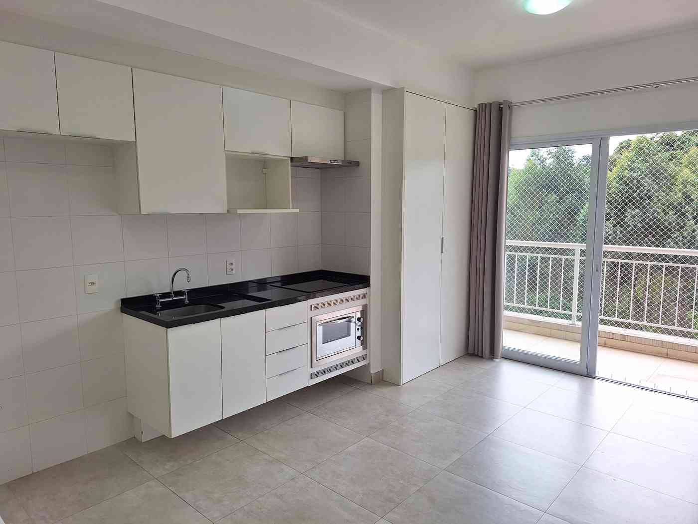 APARTAMENTO COM VISTA PARA MATA!