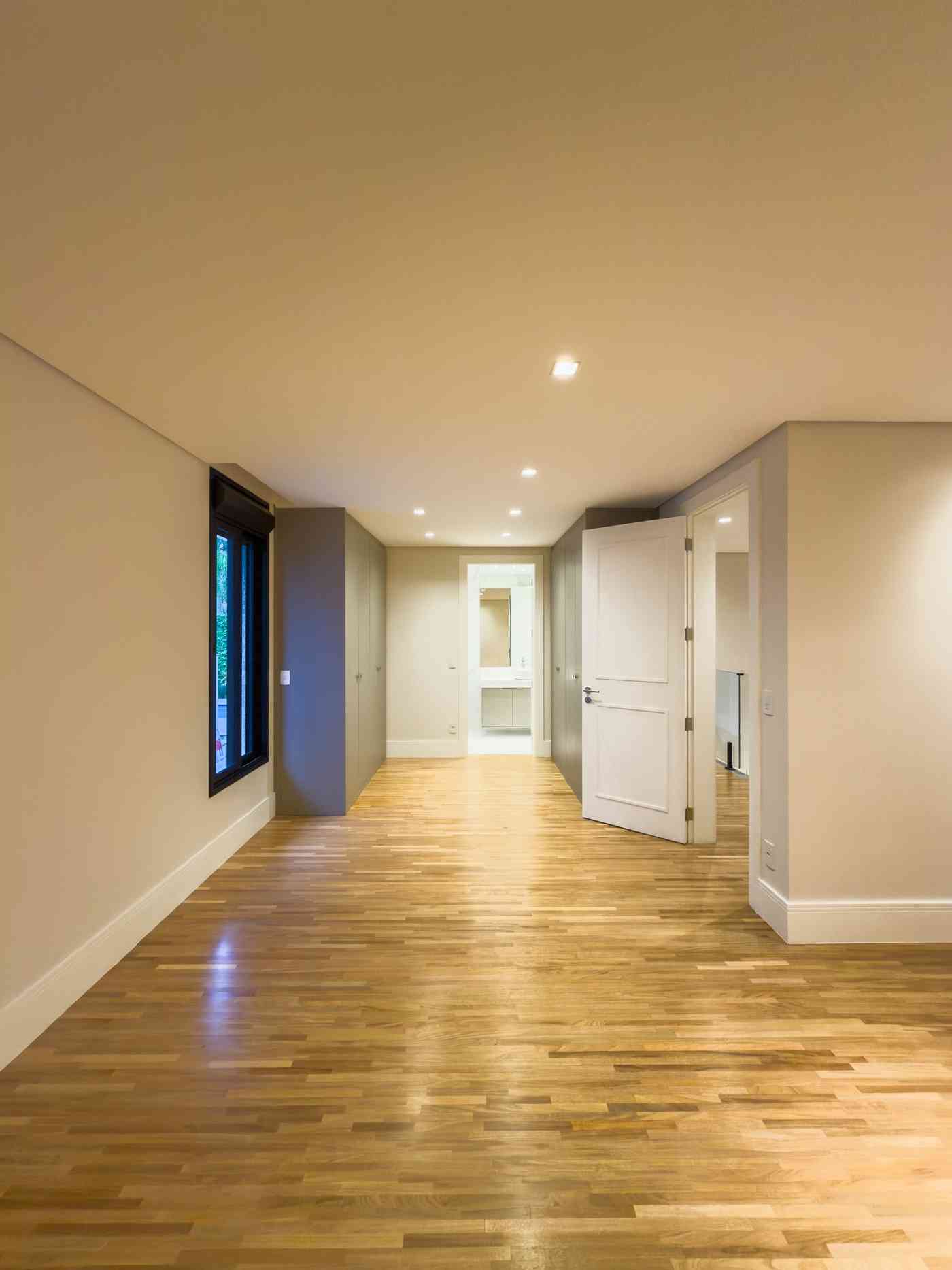 CASA EM CONDOMÍNIO ALTO PADRÃO!