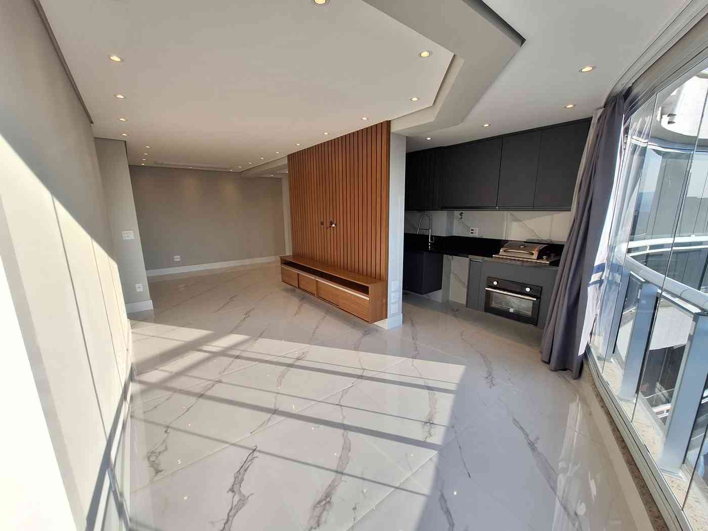 APARTAMENTO NO ED. WAVE