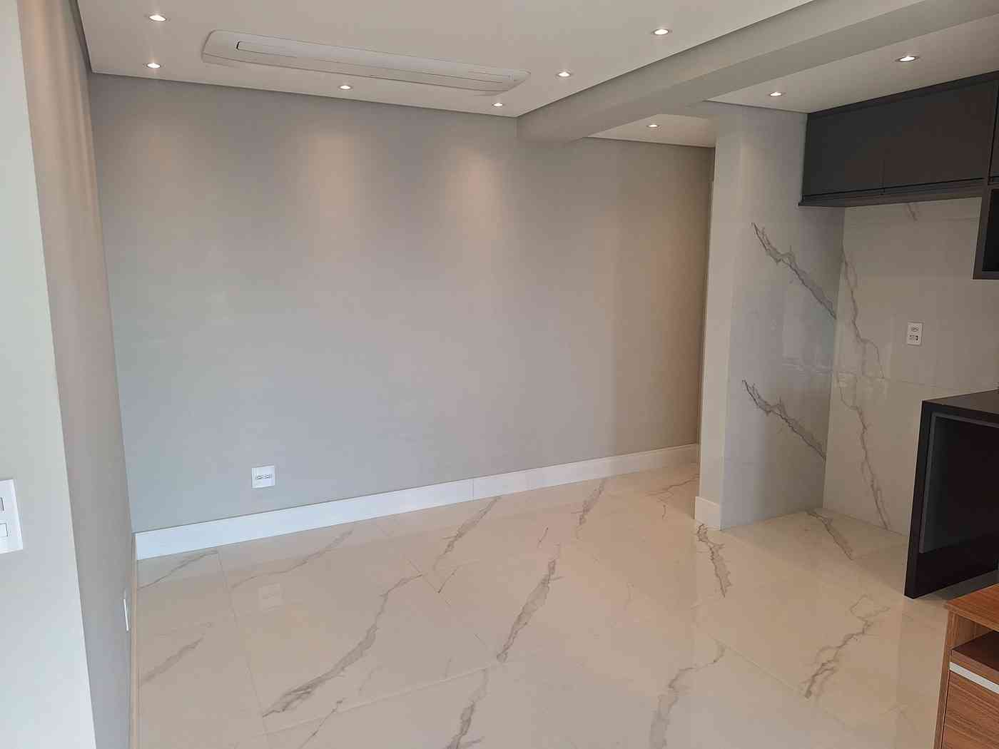 APARTAMENTO NO ED. WAVE