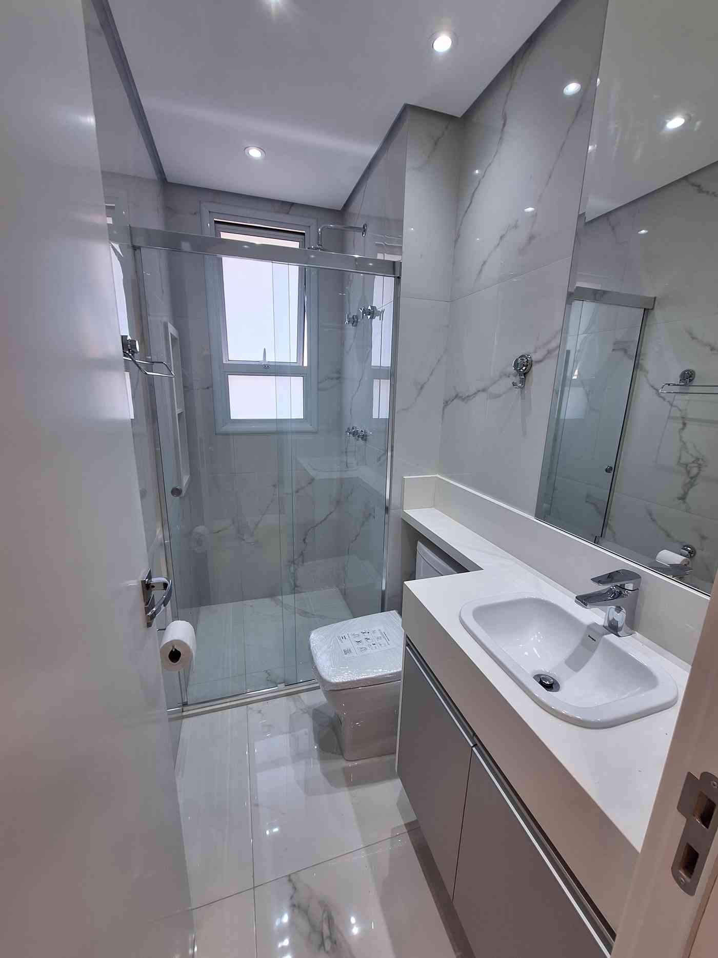 APARTAMENTO NO ED. WAVE