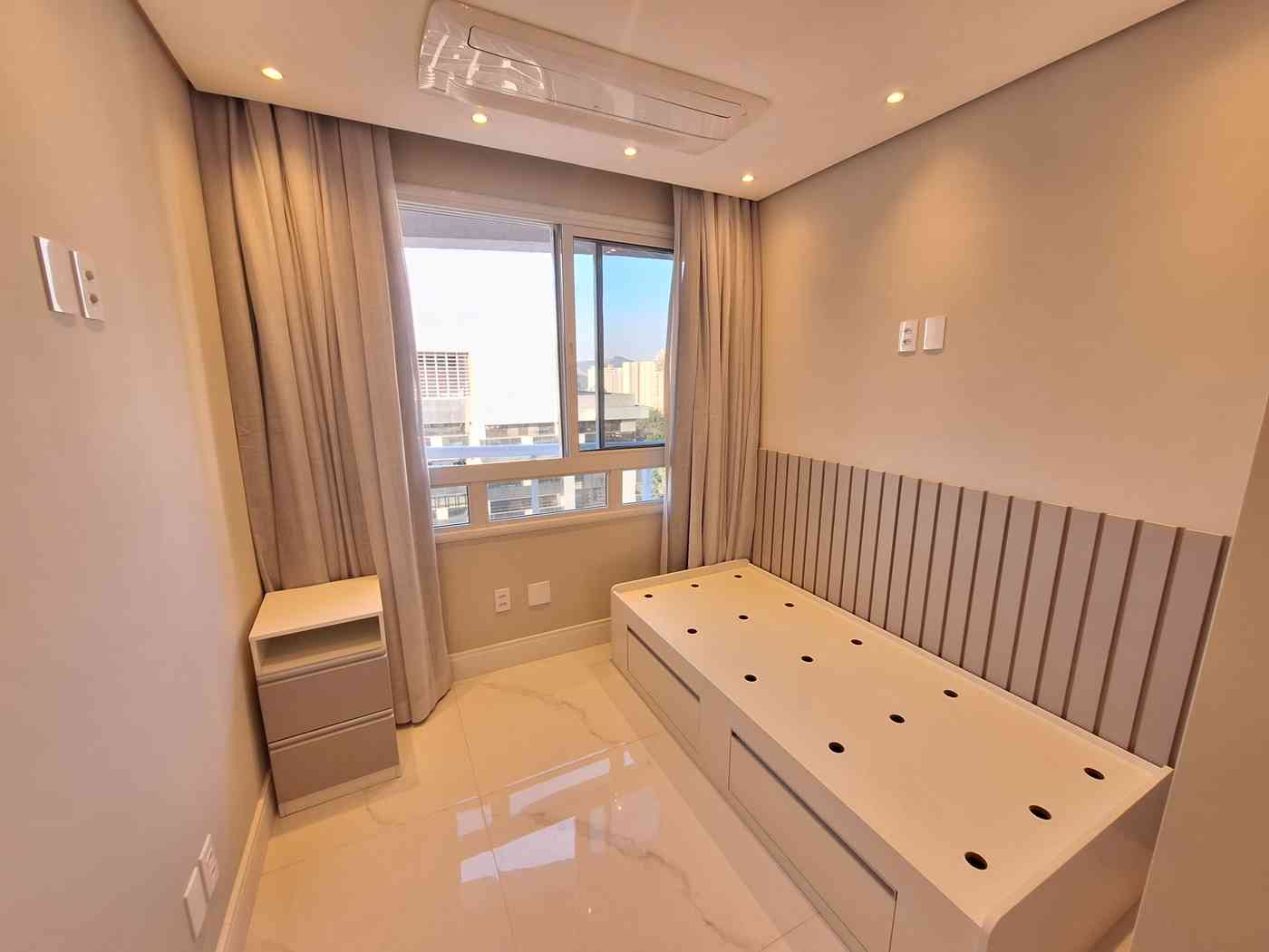 APARTAMENTO NO ED. WAVE
