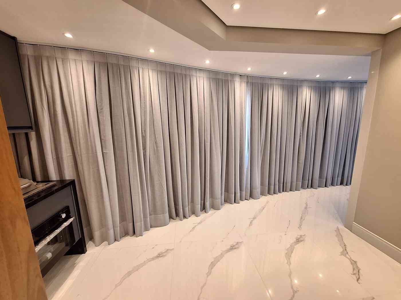 APARTAMENTO NO ED. WAVE